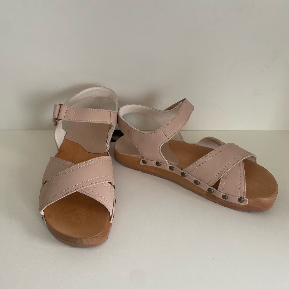 NEW Kalsø Serene Sandals
